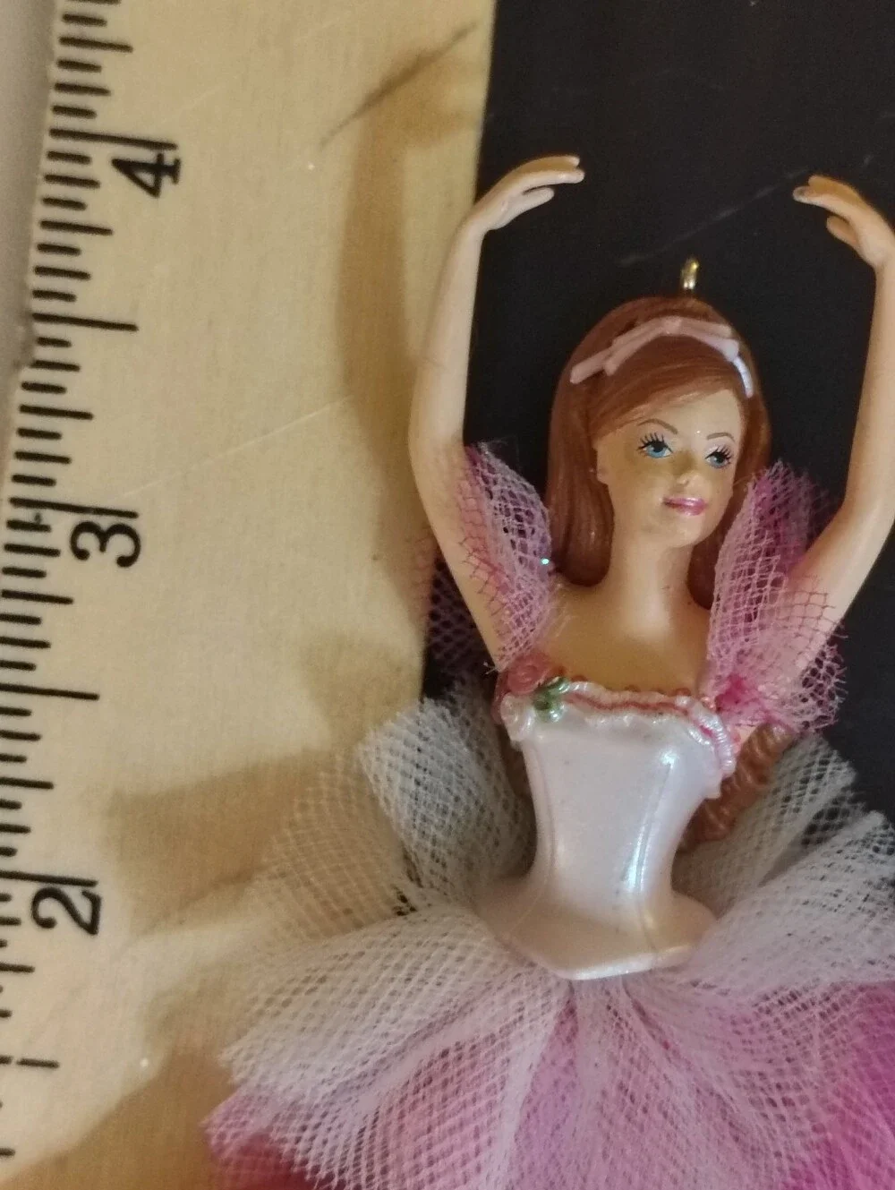 Hallmark Keepsake Ornament 'Flower Ballerina Barbie' from 2007